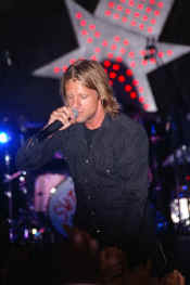 switchfoot (14).JPG (29443 bytes)