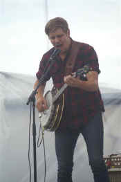 needtobreathe (15).JPG (25173 bytes)