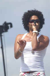 group1crew (13).JPG (28345 bytes)