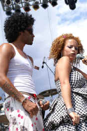 group1crew (4).JPG (56949 bytes)