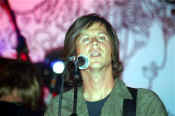 switchfoot2.jpg (39053 bytes)