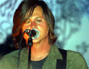 switchfoot9.jpg (35170 bytes)