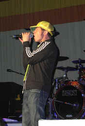 tobymac 026.jpg (202243 bytes)